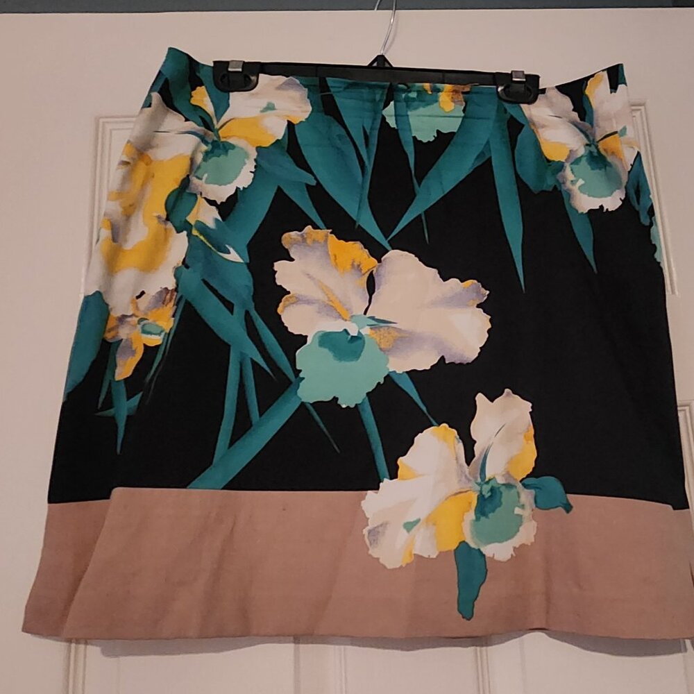 TAHARI Floral Career Mini Skirt